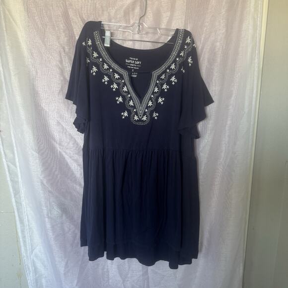 Torrid Size 2 Knit Blue Boho Dress With White Embroidery Midi - Picture 6 of 8